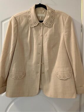 Escada Beige Eyelet-Collar New Wool vintage blazer sz46
